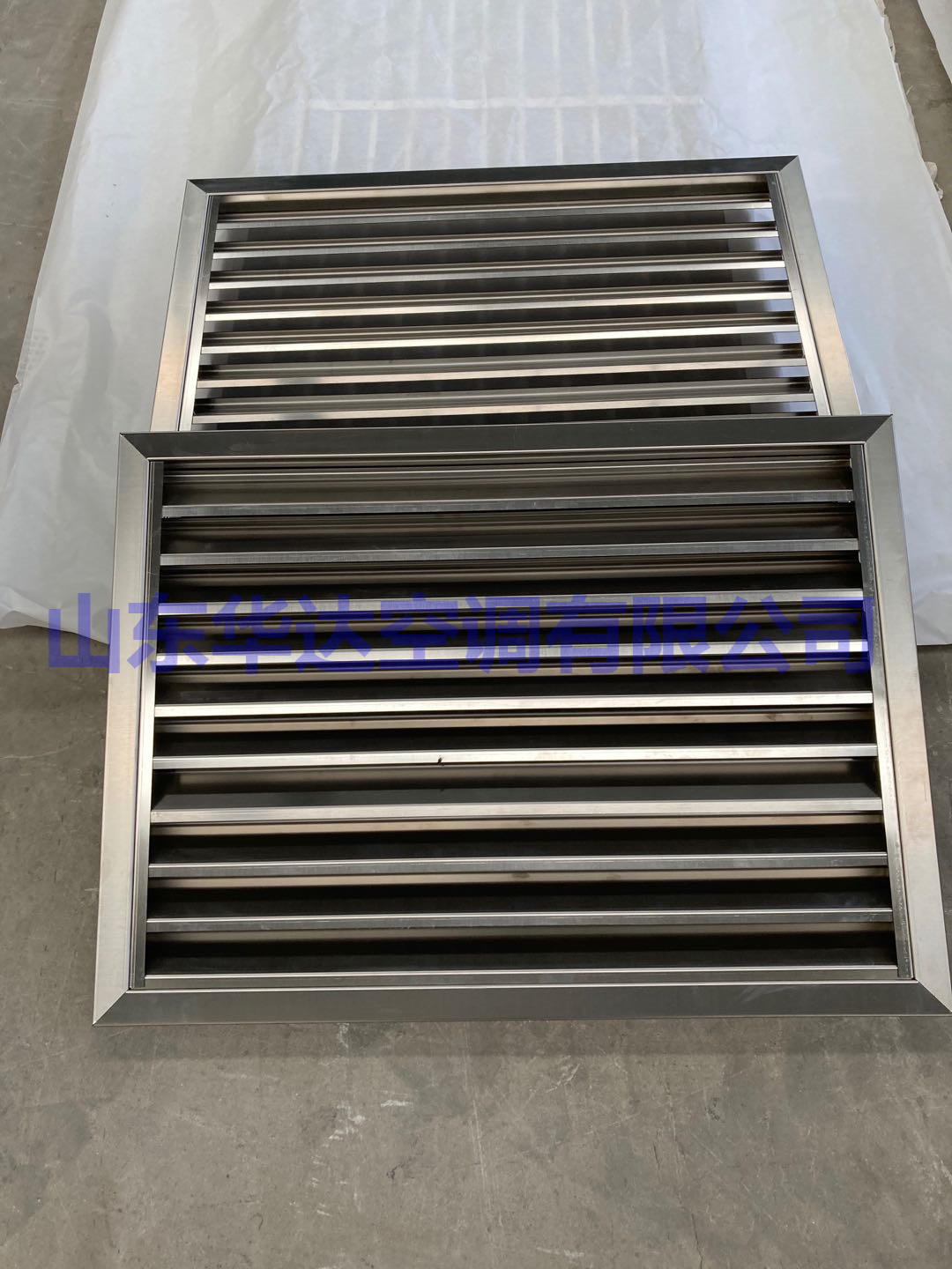 不（bú）鏽鋼防雨百（bǎi）葉